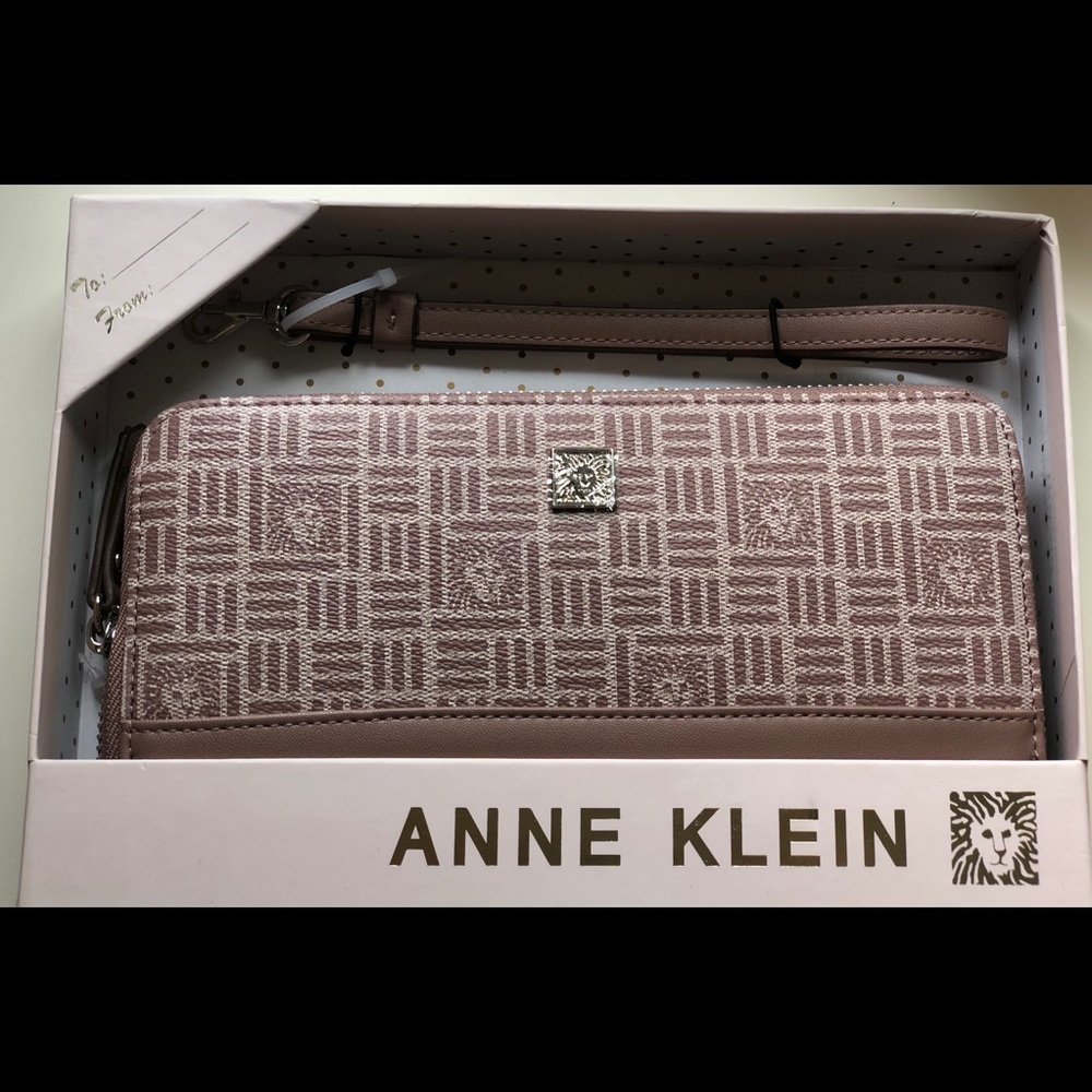 Anne Klein wallet